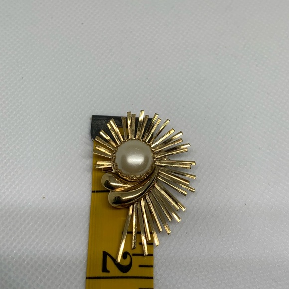 Vintage 1950s Emmons Brooch - Picture 5 of 10